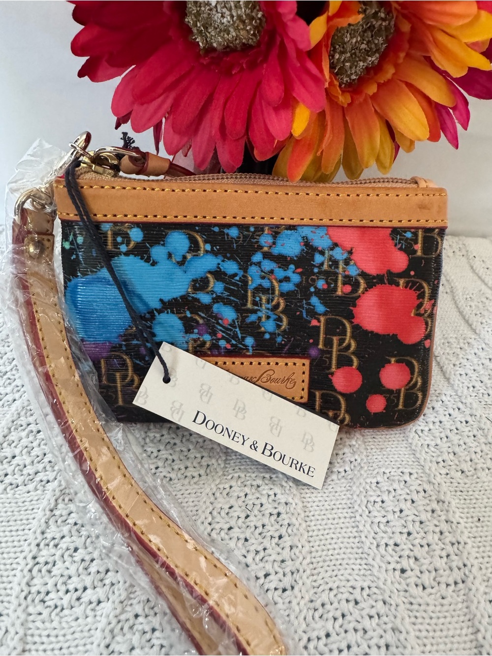 Dooney & Bourke NWT paint splatter zip wristlet